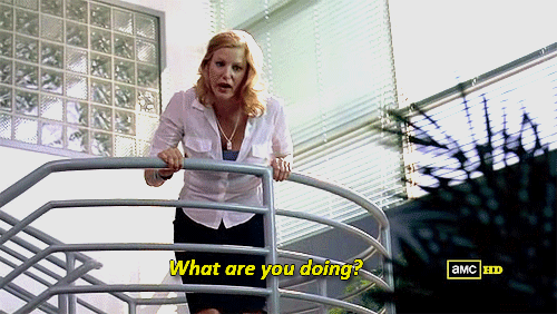 Films en series Breaking bad Lydia Gifs glimlach knik maskeren 