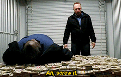 Bryan Cranston GIF. Films en series Breaking bad Gifs Filmsterren Bryan cranston Breken van slechte kruipruimte 