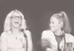 Britney Spears GIF. Artiesten Britney spears Gifs Mtv Vmas Kostuum 