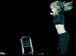 Britney Spears GIF. Dansen Artiesten Britney spears Gifs Opgewonden Jumping Blond Het zingen Tweesprong Slaapkamer 