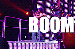 Britney Spears GIF. Televisie Artiesten Britney spears Gifs Onhandig Grappig gezicht De look De x factor Xfactor 