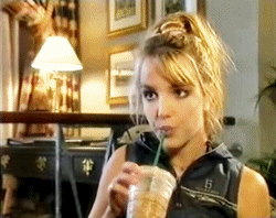 Britney Spears GIF. Halloween Artiesten Britney spears Britney Gifs Heks 