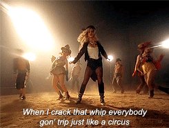 Britney Spears GIF. Artiesten Britney spears Gifs Muziekvideo Oops i did it again 