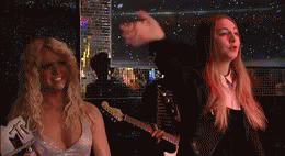 Britney Spears GIF. Artiesten Britney spears Gifs 1999 Lachend Glimlachen Fotoshoot 