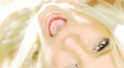 Britney Spears GIF. Artiesten Geweer Britney spears Gifs Crimineel 