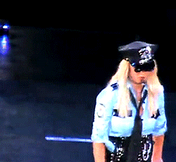 Britney Spears GIF. Artiesten Britney spears Gifs Muziekvideo Toxic 