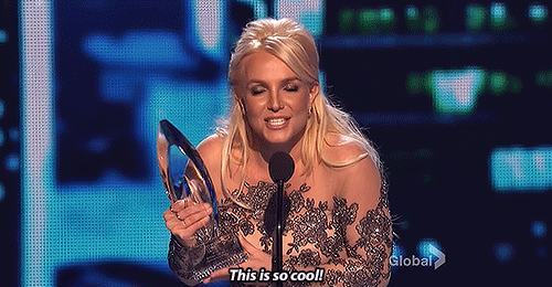 Artiesten Britney spears Gifs glimlach onhandig dichtbij 