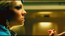 Britney Spears GIF. Artiesten Britney spears Gifs 1999 Lachend Glimlachen Fotoshoot 
