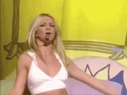 Britney Spears GIF. Artiesten Britney spears Gifs Muziekvideo Toxic 