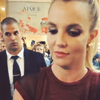 Britney Spears GIF. Artiesten Britney spears Gifs Muziekvideo Toxic 
