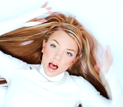 Britney Spears GIF. Dansen Artiesten Britney spears Gifs Opgewonden Jumping Blond Het zingen Tweesprong Slaapkamer 