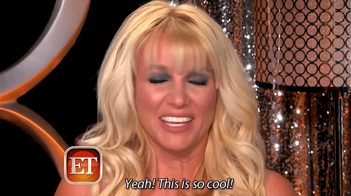 Artiesten Britney spears Gifs glimlach onhandig dichtbij 