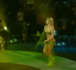Britney Spears GIF. Meisje Beroemdheden Artiesten Britney spears Britney Gifs De x factor Xfactor The x factor ons Gir 