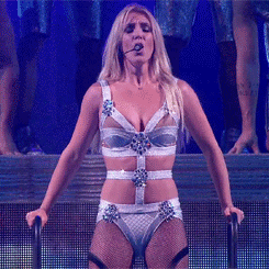 Britney Spears GIF. Halloween Artiesten Britney spears Britney Gifs Heks 