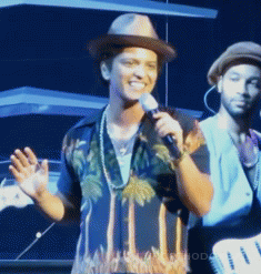 Bruno Mars GIF. Artiesten Bruno mars Gifs Prestatie 