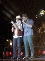 Bruno Mars GIF. Muziek Artiesten Bruno mars Gifs 