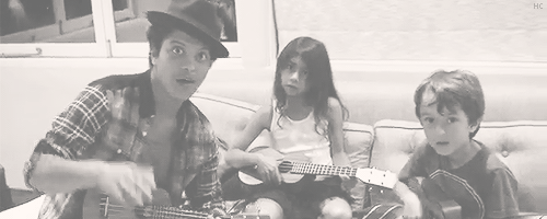 Artiesten Bruno Mars Gifs 