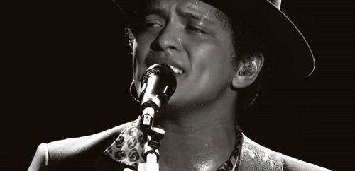 Artiesten Bruno Mars Gifs slideshow 