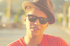 Bruno Mars GIF. Artiesten Bruno mars Gifs Brunogif 