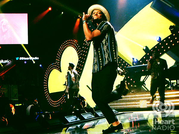 Artiesten Bruno Mars Gifs brunogif 