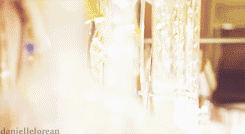 Bryan Cranston GIF. Gifs Filmsterren Bryan cranston 2014 Godzilla Trailer 