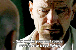 Breaking Bad GIF. Films en series Breaking bad Gifs Filmsterren Bryan cranston Walter white Eindtijden Lelietje van dalen Het breken van 