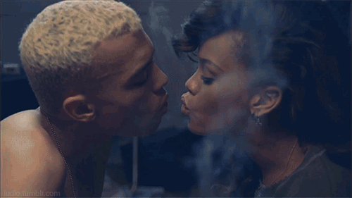 Muziek Liefde Artiesten Roken Rihanna Rook Gifs Calvin harris paar hoog gestenigd we found love 