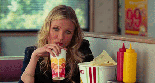 Drank Bad teacher Gifs Filmsterren Cameron diaz kijken knipperen dont care 