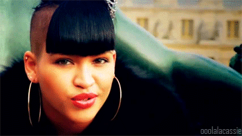 Artiesten cassie Gifs Cassie ventura 