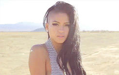 Nicki Minaj GIF. Artiesten Cassie Gifs Cassie ventura Nicki minaj Nicki 