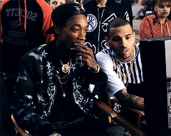 Chris Brown GIF. Artiesten Gifs Chris brown Luchtig 