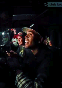Interview Artiesten Gifs Chris brown 
