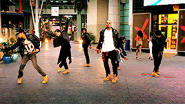 Chris Brown GIF. Artiesten Gifs Chris brown 