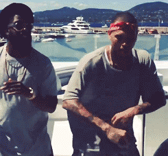 Chris Brown GIF. Interview Artiesten Gifs Chris brown 