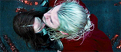 Chris Hemsworth GIF. Gifs Filmsterren Chris hemsworth Crackships Ashley greene 
