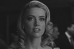 Tom Hiddleston GIF. Gifs Filmsterren Chris hemsworth Tom hiddleston The avengers 