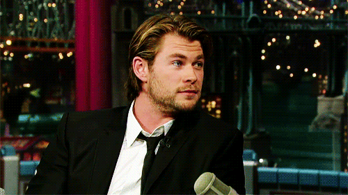 Chris Hemsworth GIF. Gifs Filmsterren Chris hemsworth Crackship Claire holt 