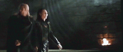 Chris Hemsworth GIF. Kristen stewart Gifs Filmsterren Chris hemsworth Schemering Rij 