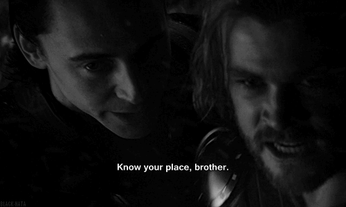 Chris Hemsworth GIF. Kristen stewart Gifs Filmsterren Chris hemsworth Snow white and the huntsman 