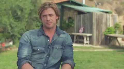 Chris Hemsworth GIF. Gifs Filmsterren Chris hemsworth Snow white and the huntsman 