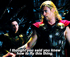 Chris Hemsworth GIF. Thor Gifs Filmsterren Chris hemsworth Schuit The avengers 