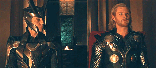 Chris Hemsworth GIF. Gifs Filmsterren Chris hemsworth Favoriet Emma gesprekken 