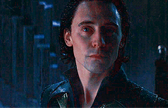 Tom Hiddleston GIF. Gifs Filmsterren Chris hemsworth Tom hiddleston 13 