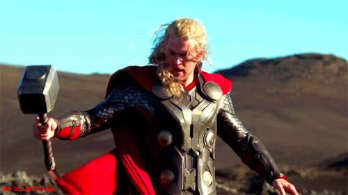 Chris Hemsworth GIF. Thor Gifs Filmsterren Chris hemsworth Reactie Wenk 