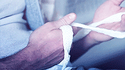 Chris Hemsworth GIF. Kristen stewart Gifs Filmsterren Chris hemsworth Schemering Rij 