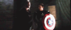 Chris Hemsworth GIF. Bioscoop Thor Gifs Filmsterren Chris hemsworth The avengers 
