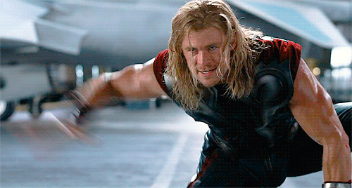 Chris Hemsworth GIF. Gifs Filmsterren Chris hemsworth Randompost 