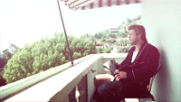 Chris Hemsworth GIF. Kristen stewart Gifs Filmsterren Chris hemsworth Schemering Rij 