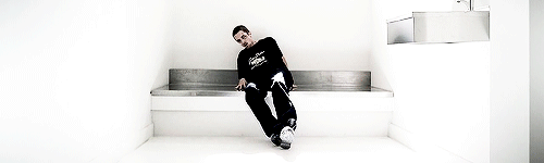 Christian Bale GIF. Films Gifs Filmsterren Christian bale De bloemen van de oorlog 