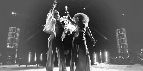 Artiesten Christina aguilera Gifs Dirrty teksten 